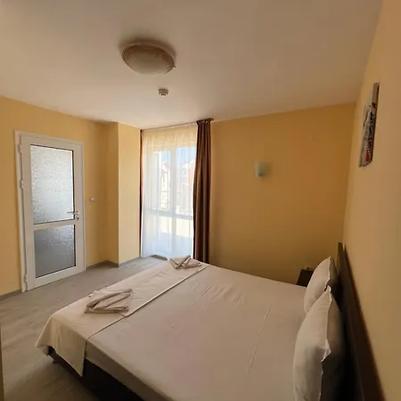 Damyanoff Hotel 2*