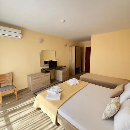 Damyanoff Hotel