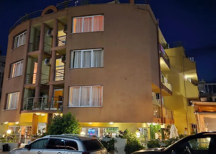 Damyanoff Hotel 2*